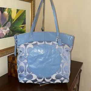 EUC Coach Laura Signature Tote Bag